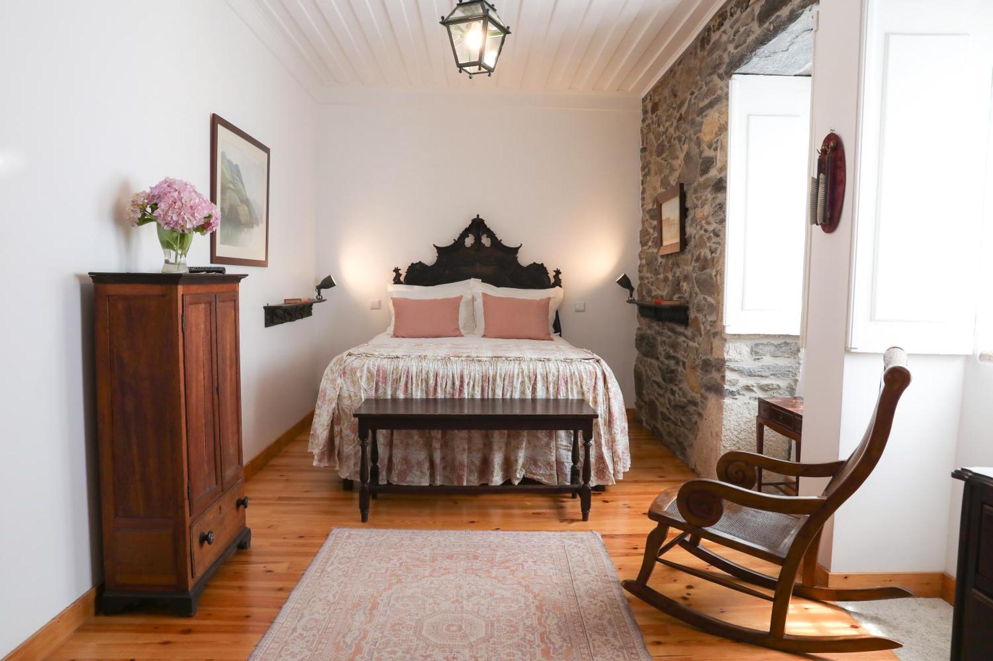 Quinta Do Valdalagea Guest House เปโซดาเรกวา ภายนอก รูปภาพ
